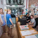 Black Swan Hostel Barcelona