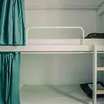 Hostel Black Swan
