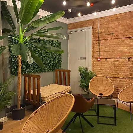 Hostel Black Swan Βαρκελώνη